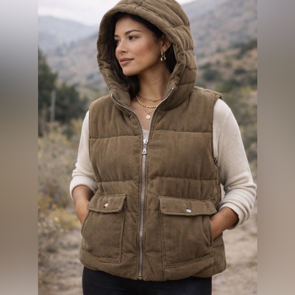 Iris Taupe Corduroy Hooded Puffer Vest Size L, best for M